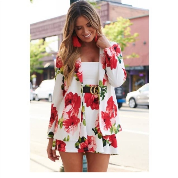 Nana Macs Jackets & Blazers - Nana Macs Ivory Floral Blazer Size Large NWOT
